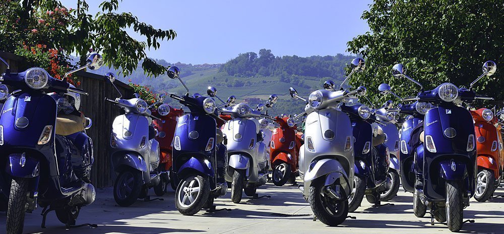 Vespa nelle Langhe